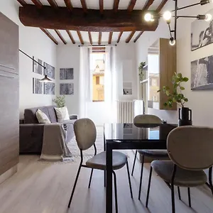  Appartamento Lovely Modern Flat In The Heart Of
