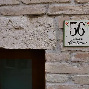  Casa vacanze Center “casa Giuliana”